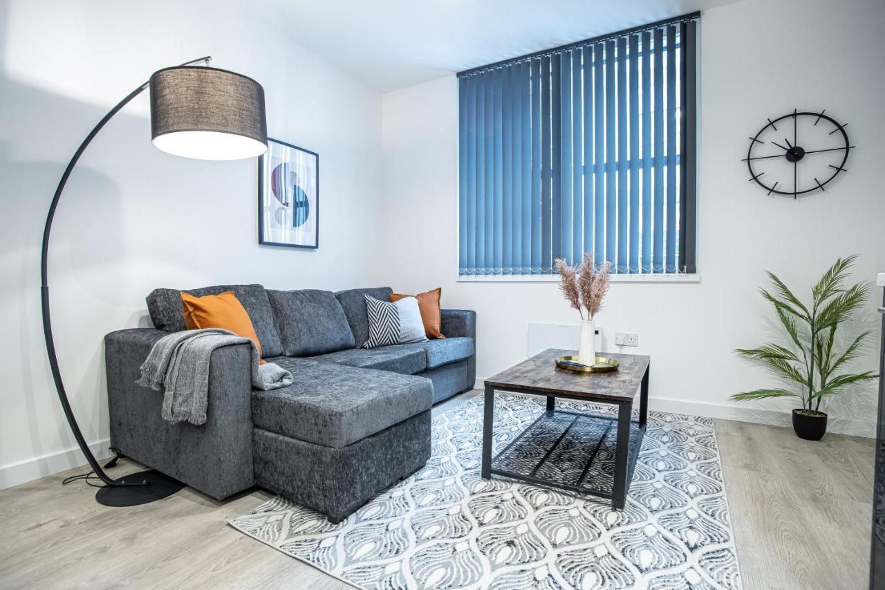 Two Bedroom - Central Peterborough Apartment - Bayard Apartments Екстериор снимка