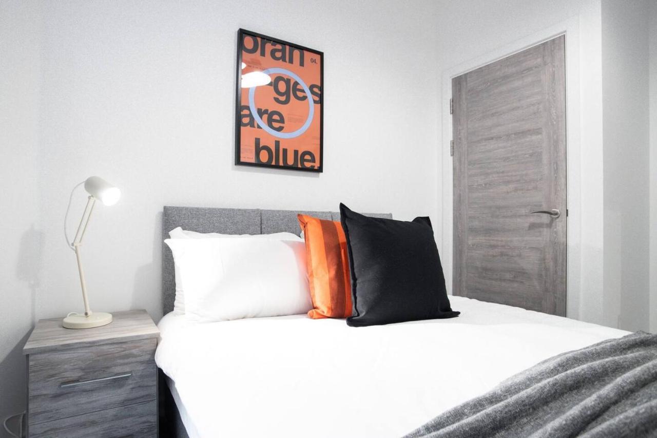 Two Bedroom - Central Peterborough Apartment - Bayard Apartments Екстериор снимка
